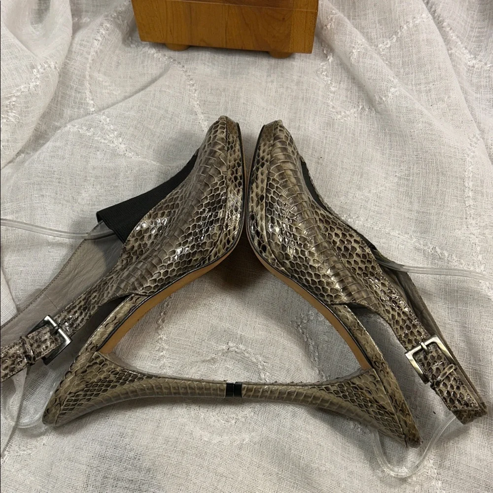 NWOT Classiques Entier python snake leather heels with hidden platform